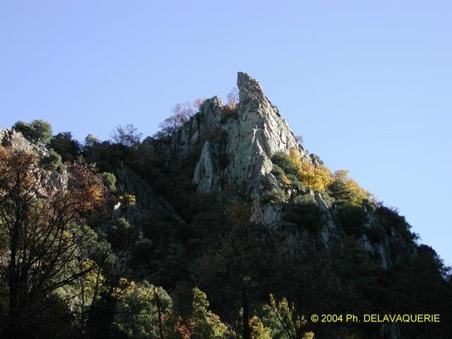 Paysages - Novembre 2004. Près des gorges du Cady à Casteil (66).