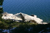 Site des Bouillouses - Le lac des Bouillouses : un bateau de pierre échoué sur la rive (Altitude 2000 m).