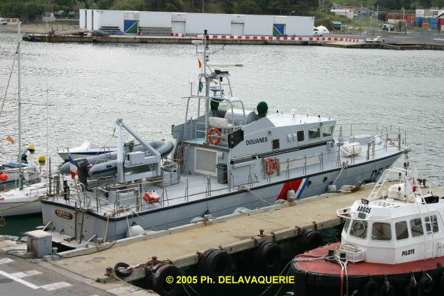 Bateaux - Mai 2005. Vedette des douanes à Port-Vendre (66).