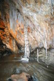 Grotte des grandes canalettes - Salle d'Ankgor : le glacie suspendu.