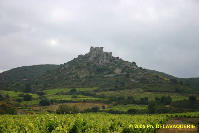 Châteaux Cathares - Juin 2005. Château d'Aguilar (11).